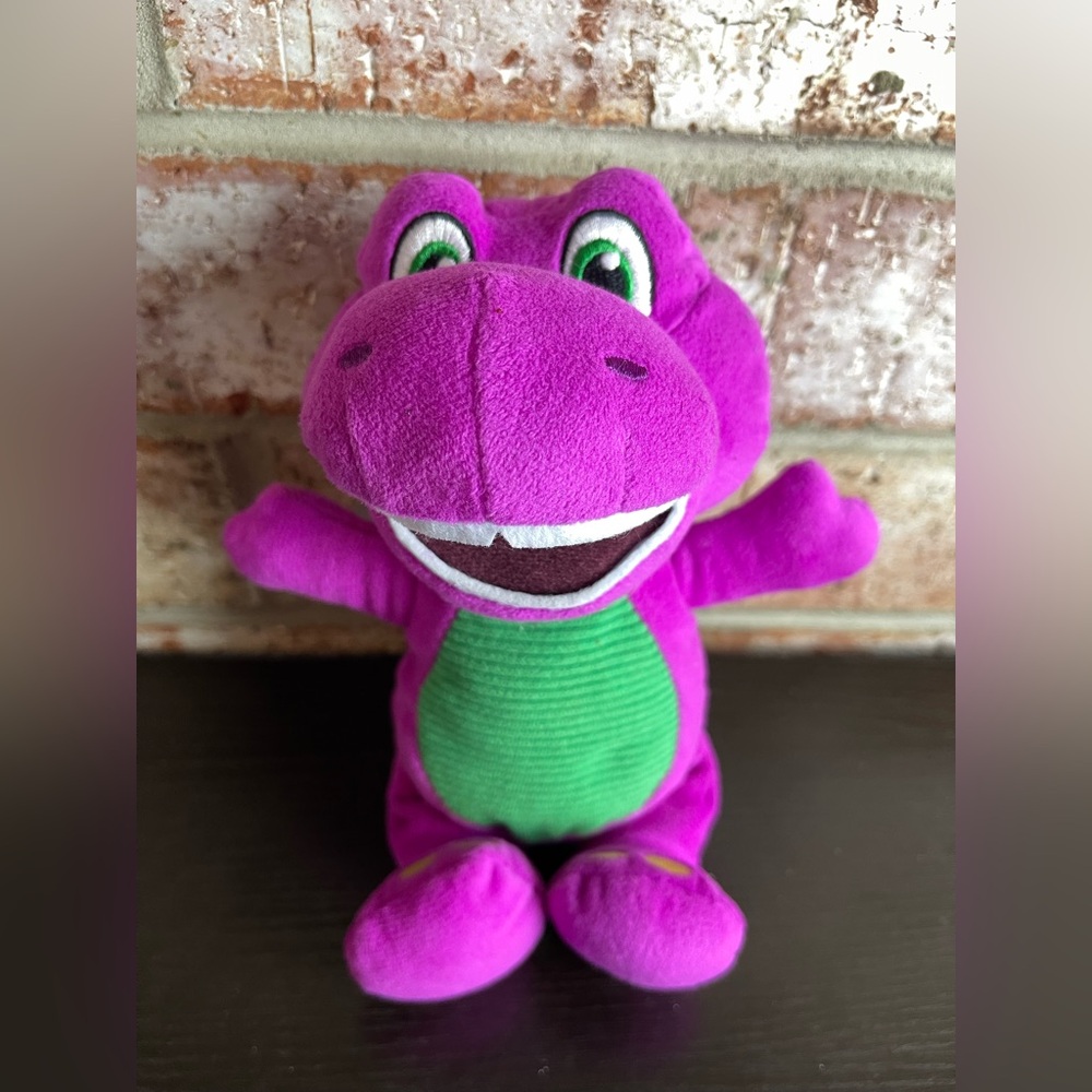 Fisher Price 2024 Barney’s World 8.5in Plush Purple Dinosaur